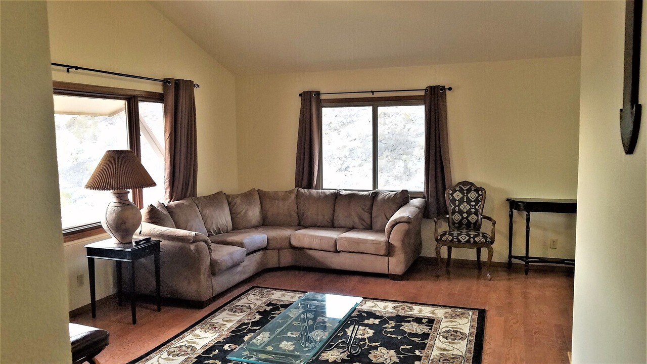 Photo of Livingroom in Alamogordo