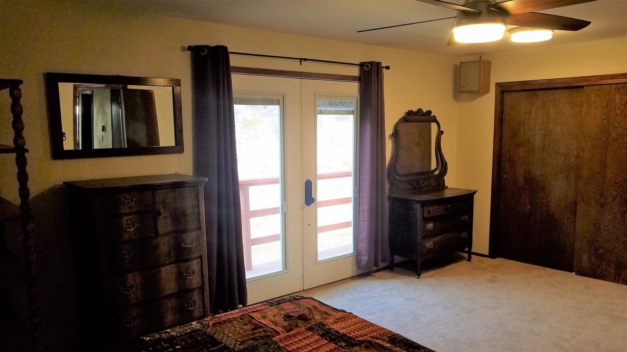 Photo of Bedroom in Alamogordo