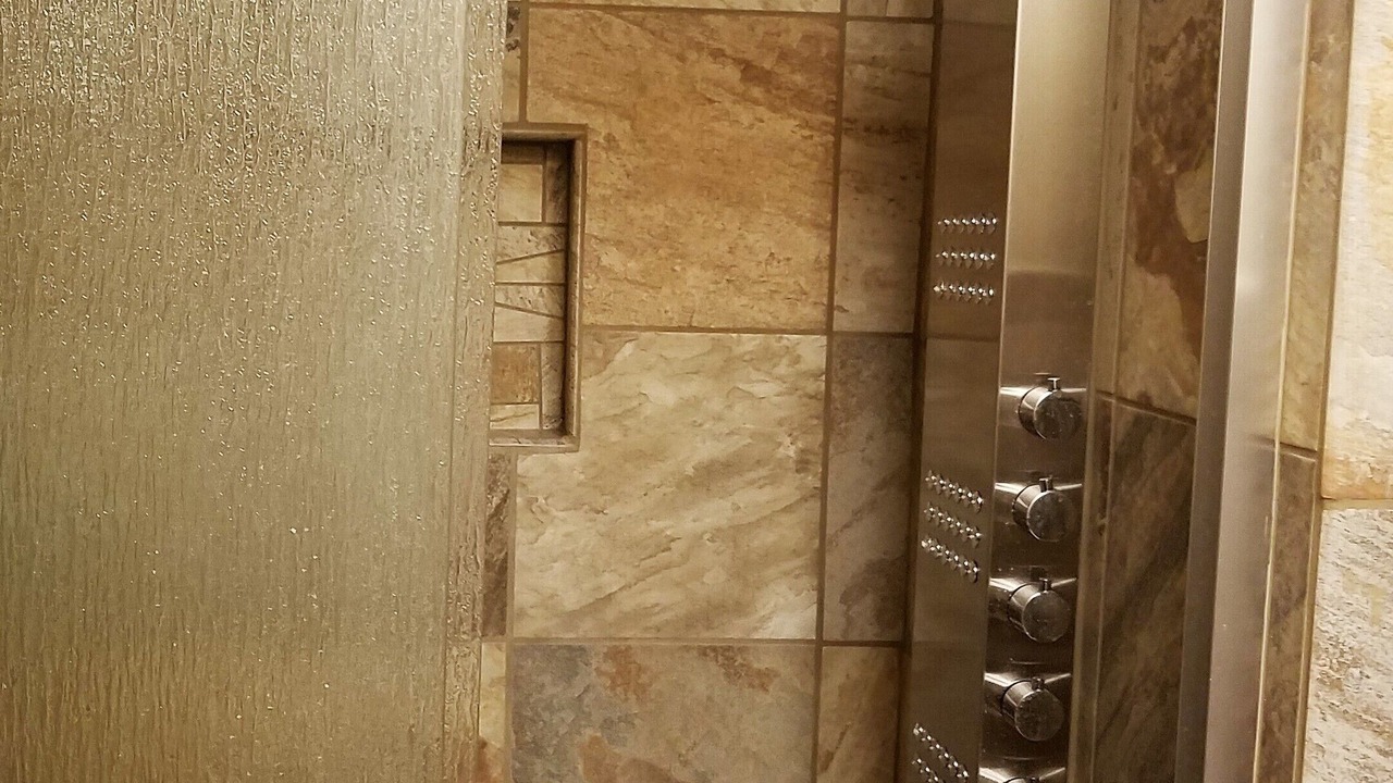 Photo of Bathroom in Alamogordo