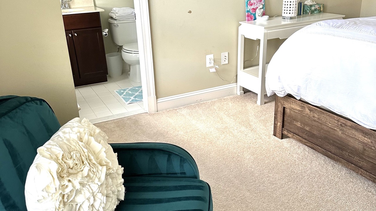 Photo of Bedroom in Fort Hunt