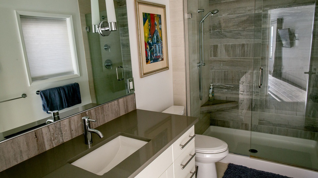 Photo of Bathroom in Neahkahnie Beach