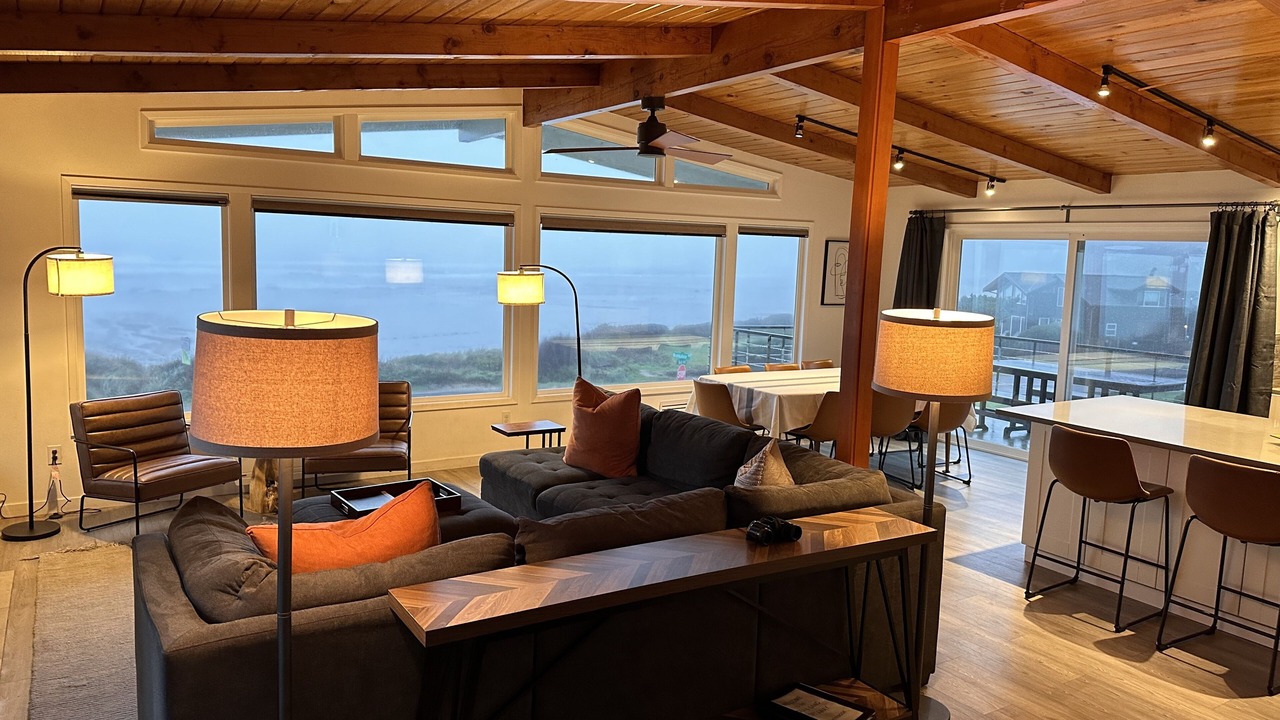 Photo of Livingroom in Neahkahnie Beach