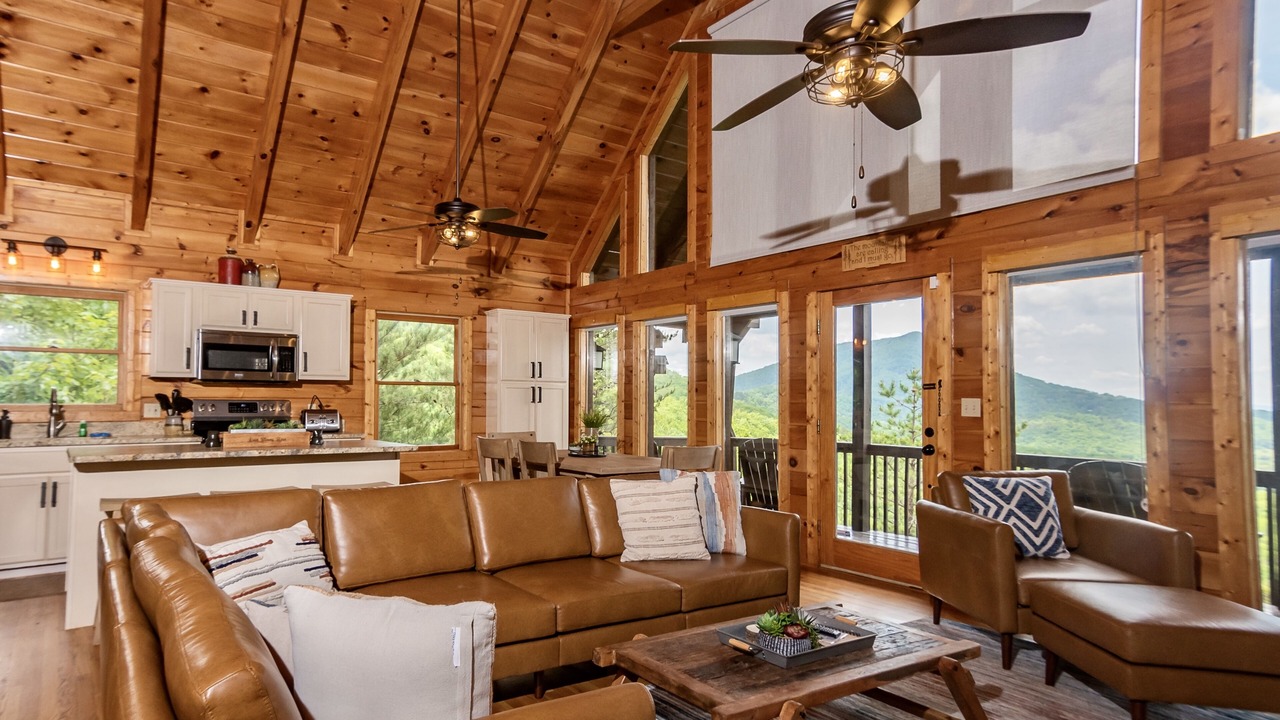 Photo of Livingroom in Gatlinburg - Pigeon Forge