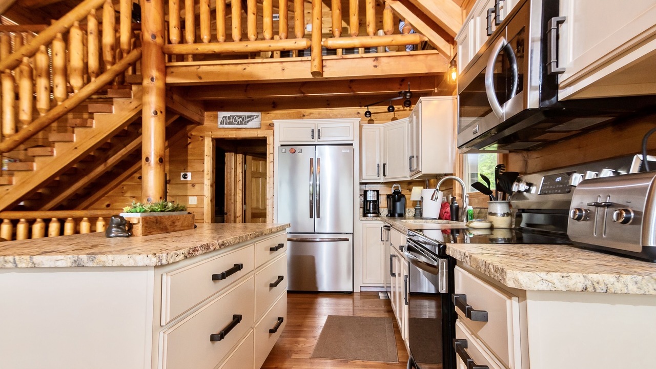 Photo of Kitchen in Gatlinburg - Pigeon Forge