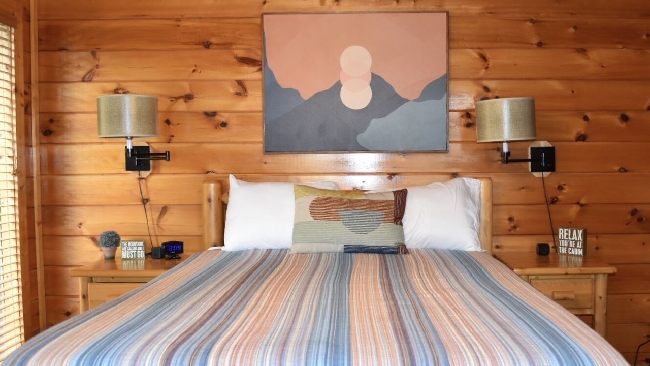 Photo of Bedroom in Gatlinburg - Pigeon Forge