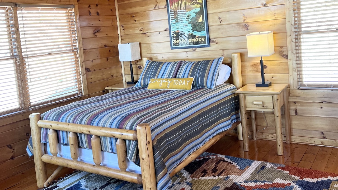 Photo of Bedroom in Gatlinburg - Pigeon Forge