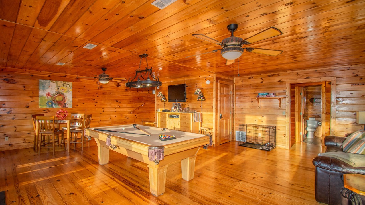 Photo of Bedroom in Gatlinburg - Pigeon Forge