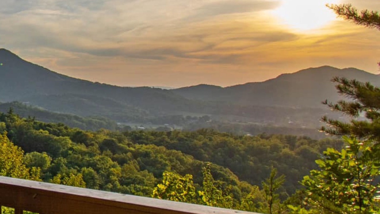 Photo of Outdoor in Gatlinburg - Pigeon Forge