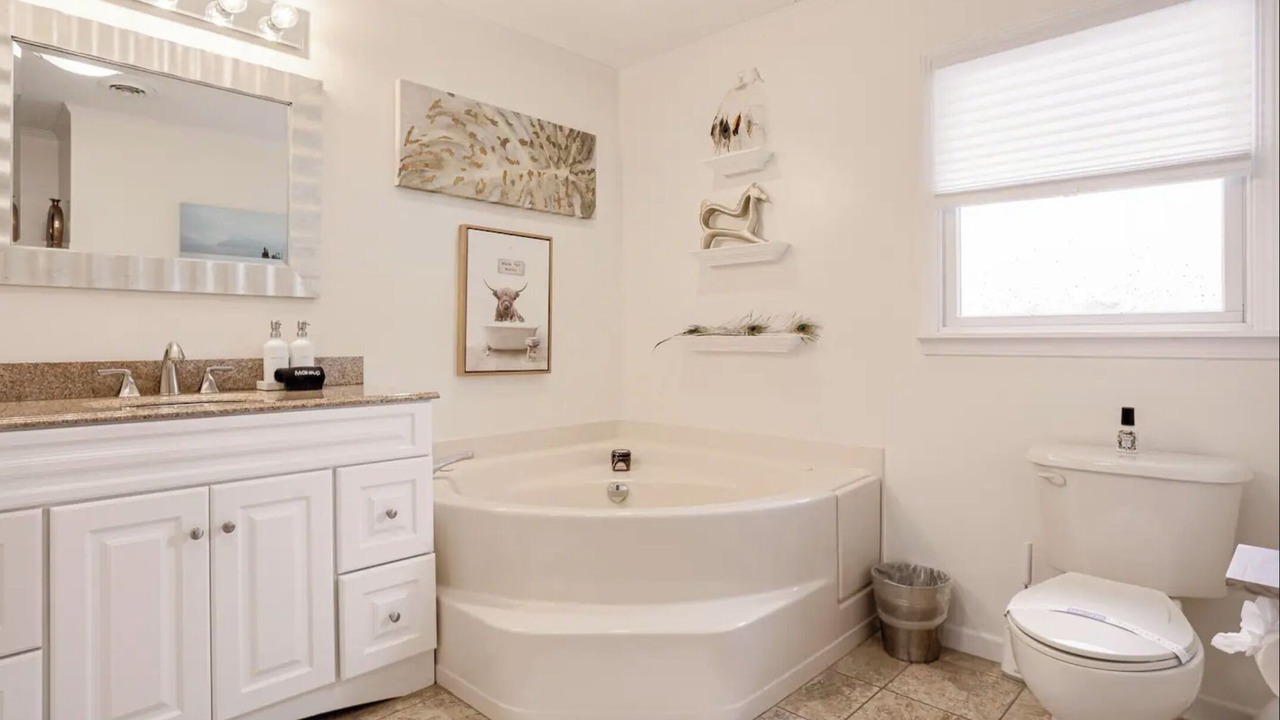 Photo of Bathroom in Orrtanna