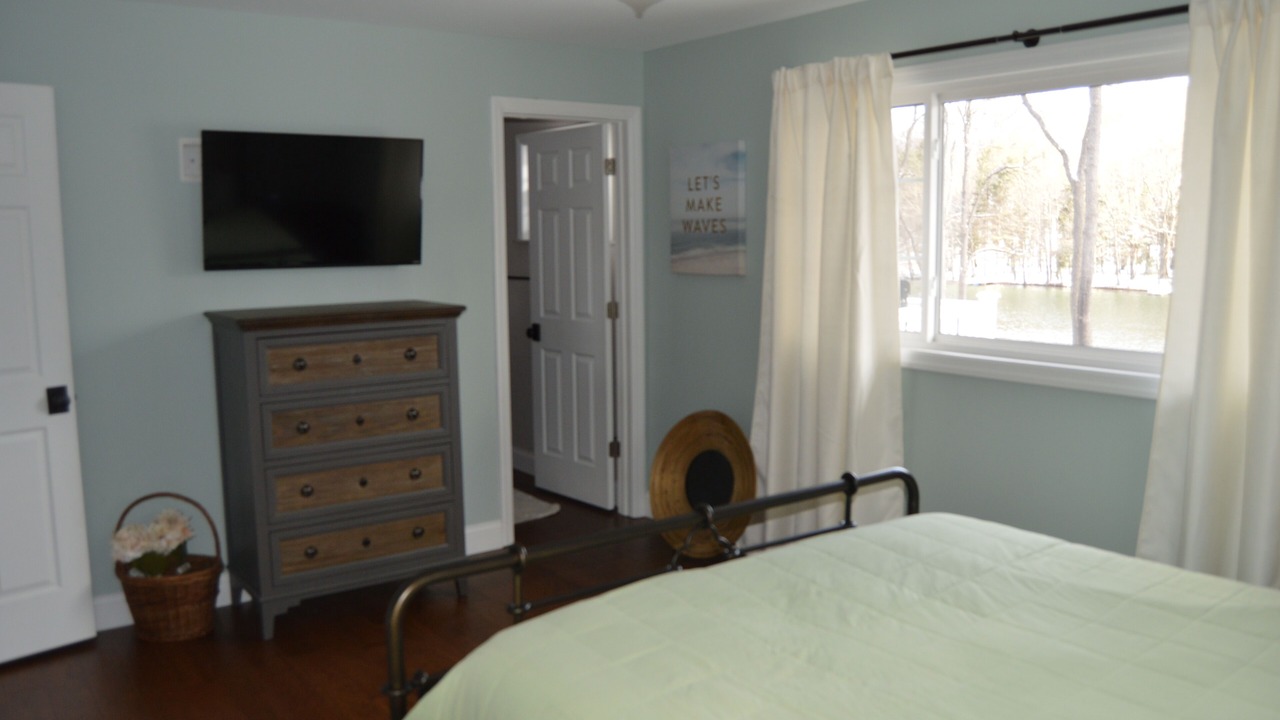 Photo of Bedroom in Treasure Lake