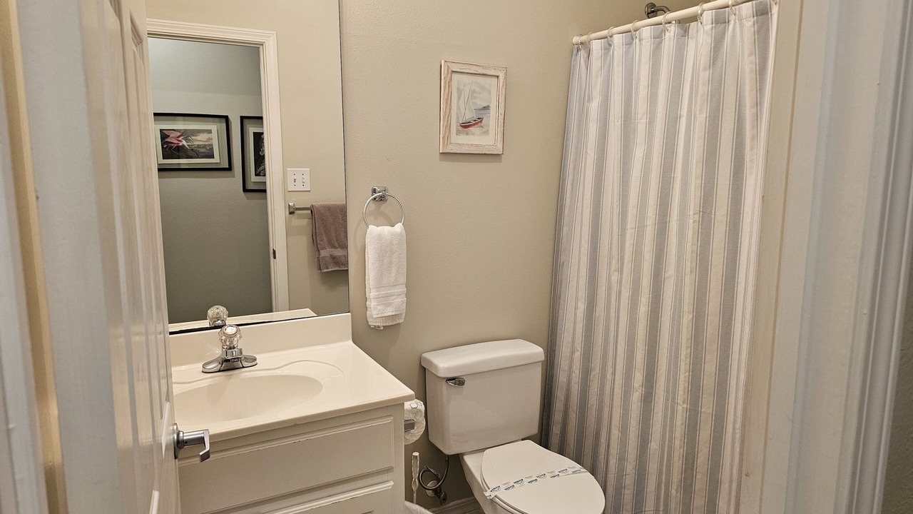 Photo of Bathroom in Dauphin Island