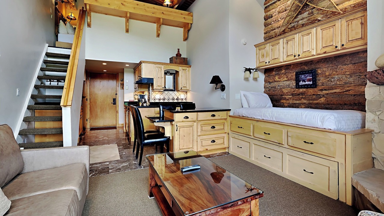 Photo of Bedroom in Snowmass Village