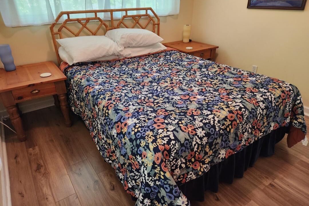 Photo of Bedroom in Salem