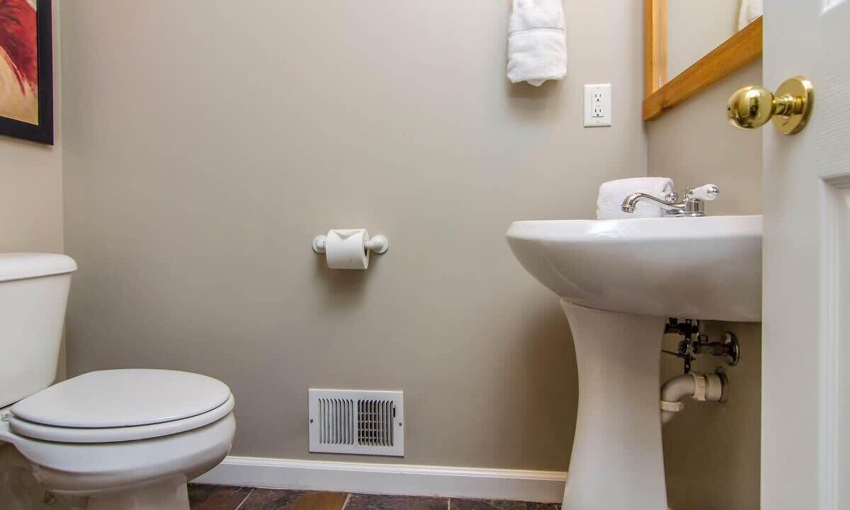 Photo of Bedroom in Midvale