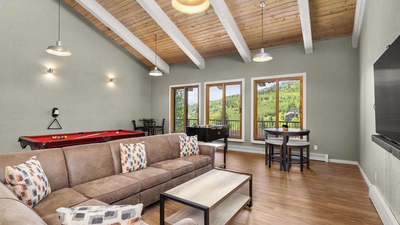 Photo of Livingroom in Snowmass Village