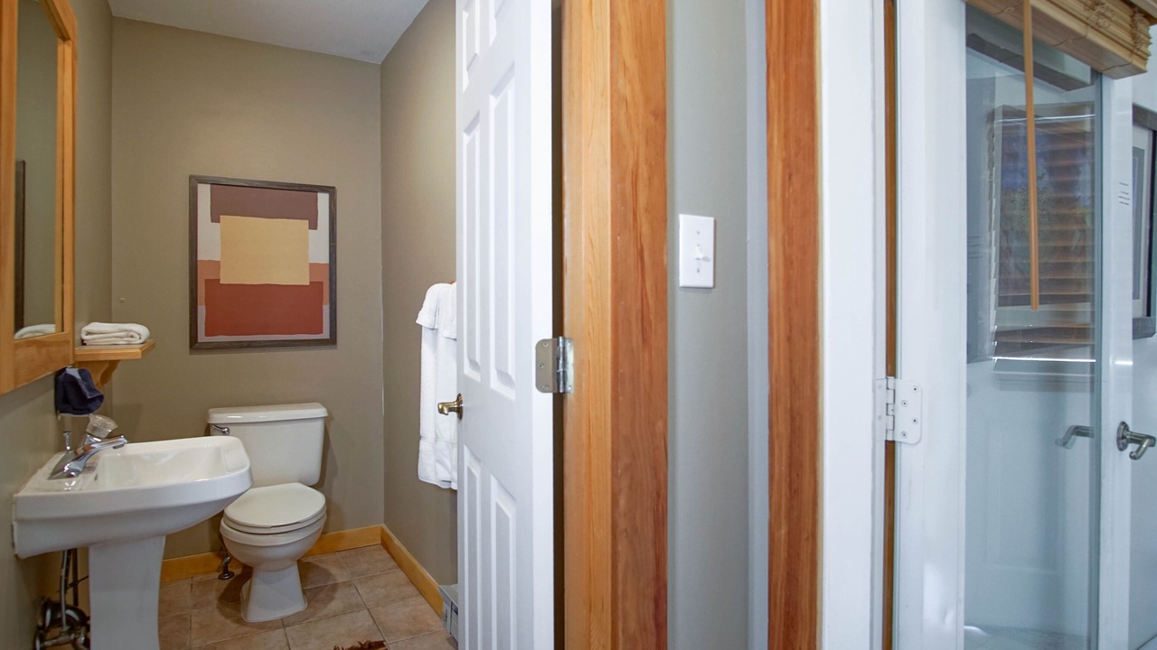 Photo of Bedroom in Snowshoe
