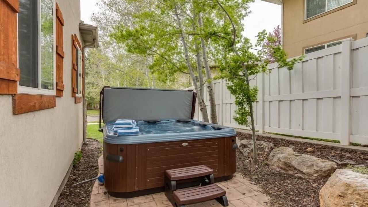 Photo of Outdoor in Midvale