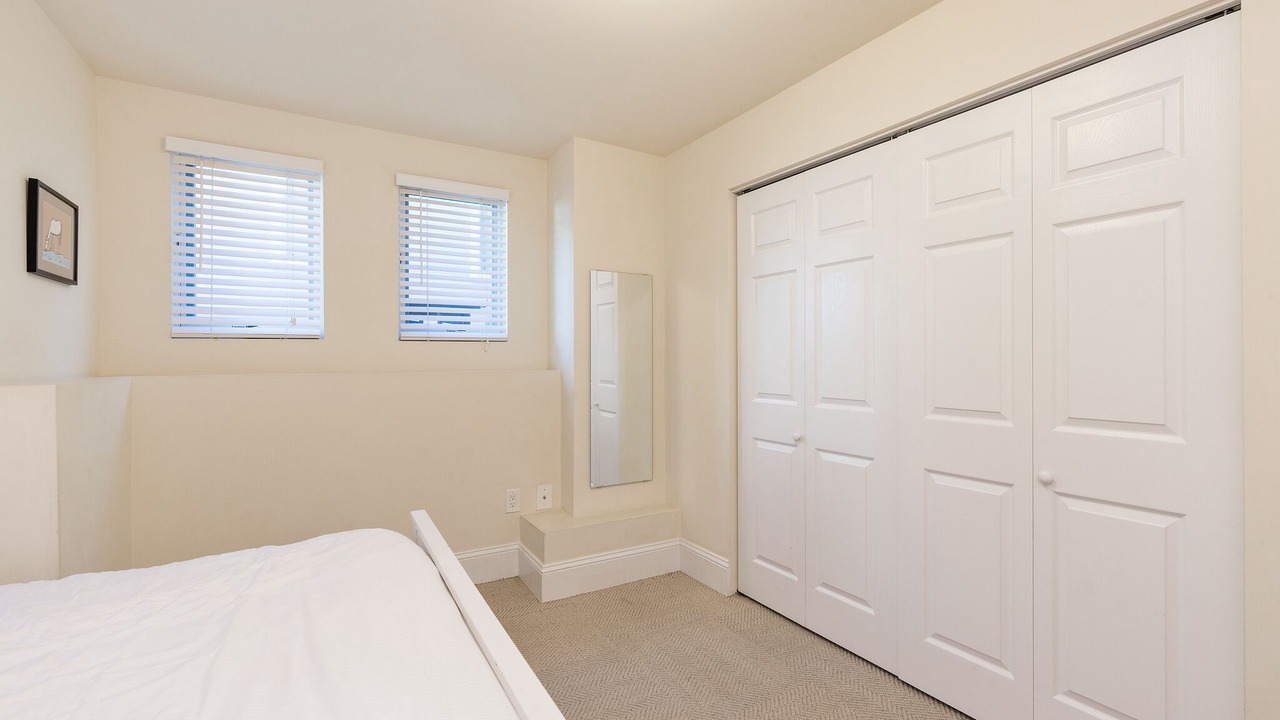 Photo of Bedroom in Lower Pacific Heights