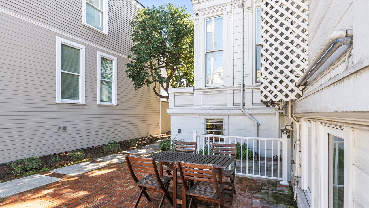 Photo of Outdoor in Lower Pacific Heights