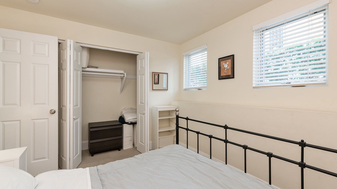 Photo of Bedroom in Lower Pacific Heights