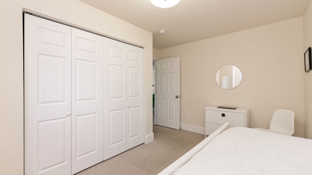 Photo of Bedroom in Lower Pacific Heights