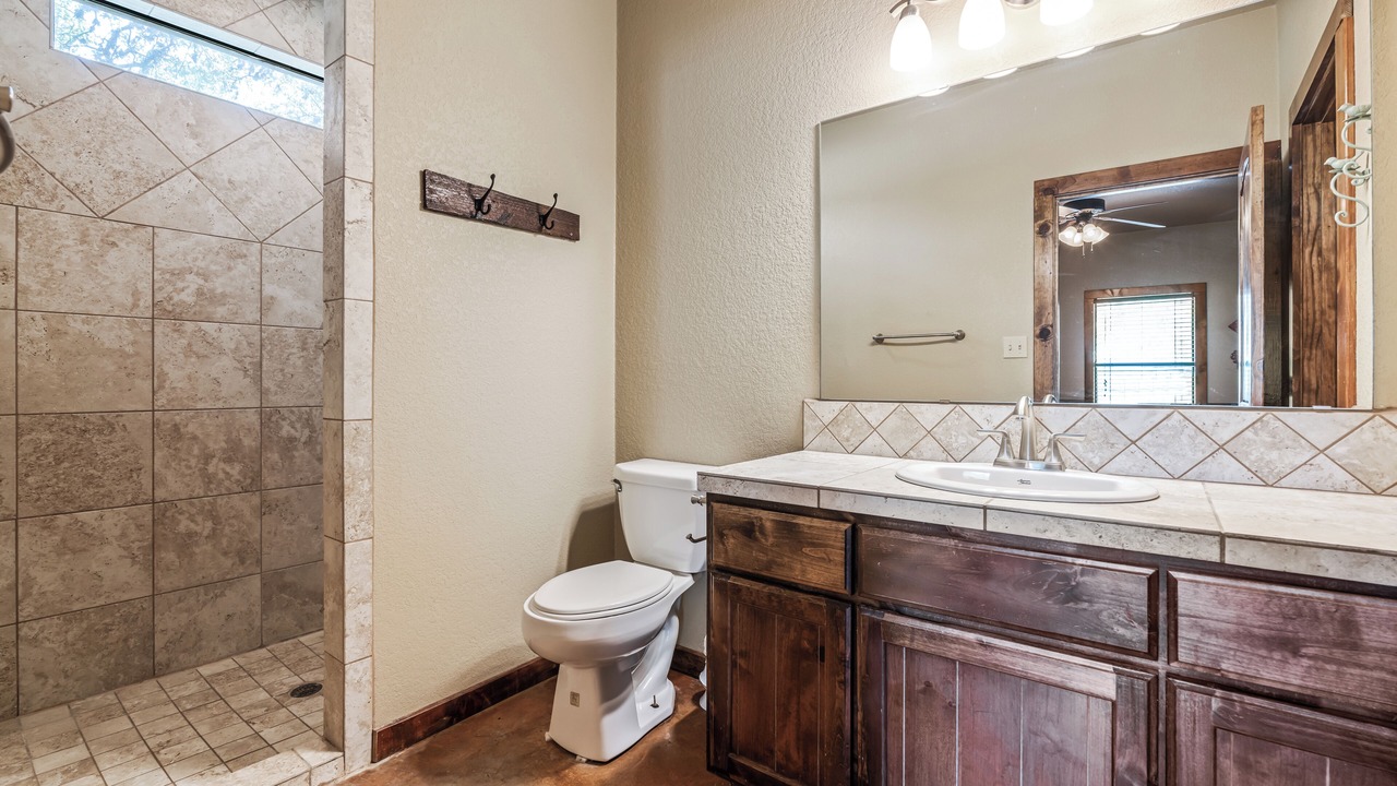 Photo of Bathroom in Concan