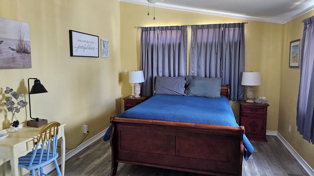 Photo of Bedroom in Palacios