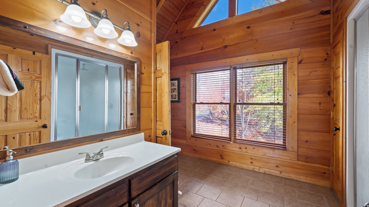 Photo of Bathroom in Sevierville