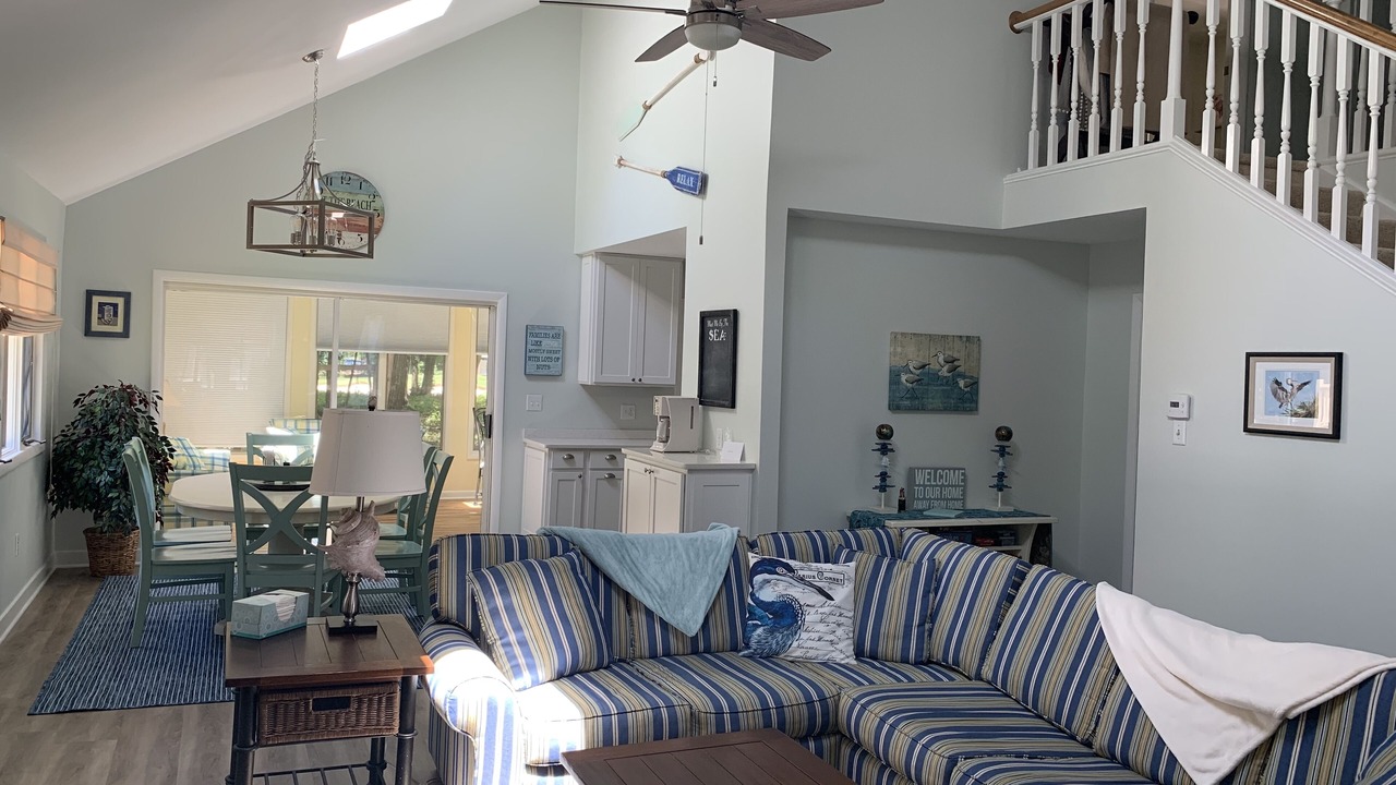 Photo of Livingroom in Ocean Pines
