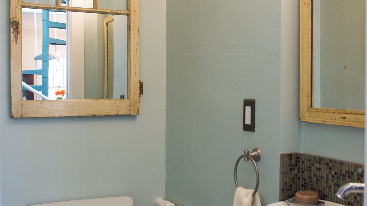 Photo of Bedroom in Old North Boulder