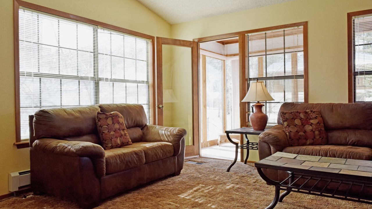Photo of Livingroom in Red River