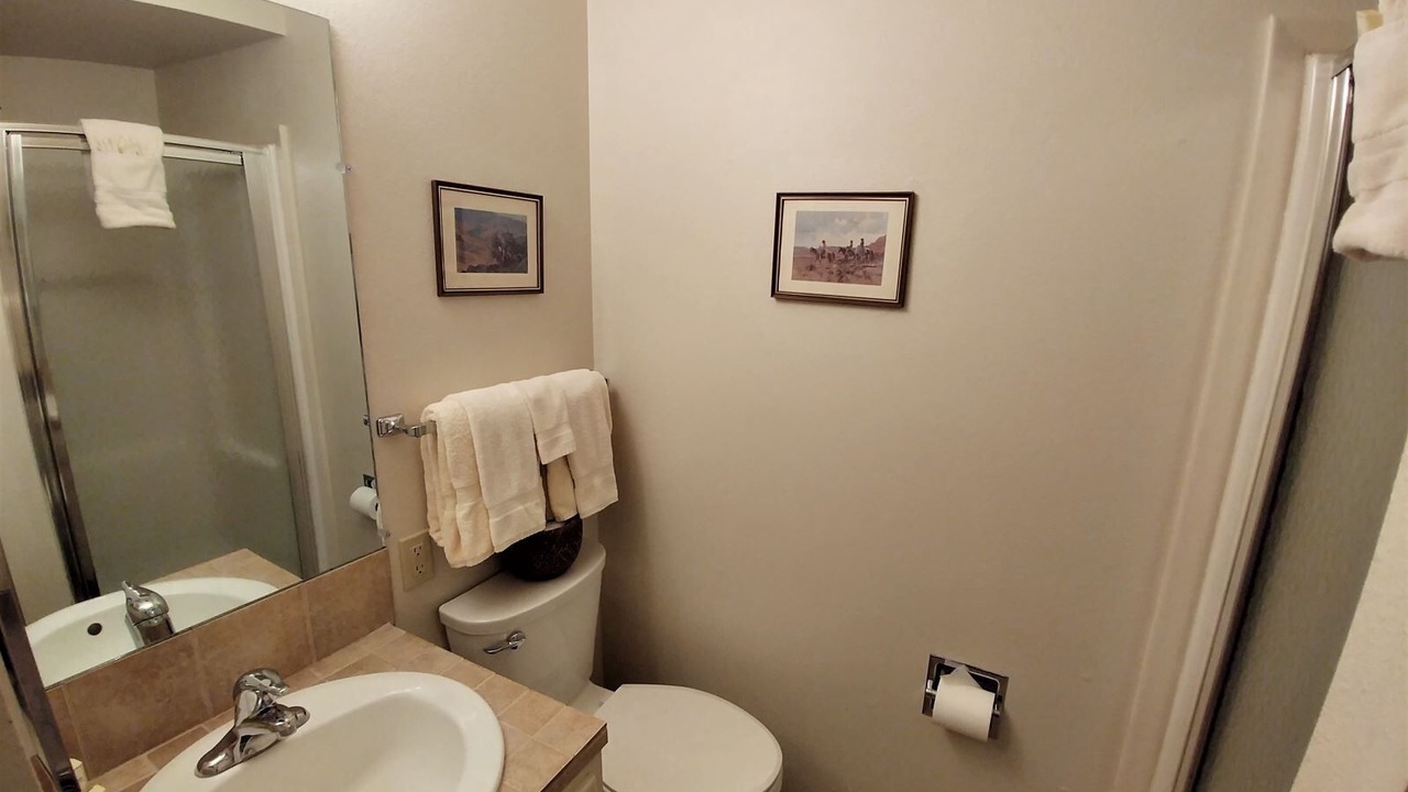 Photo of Bathroom in Red River