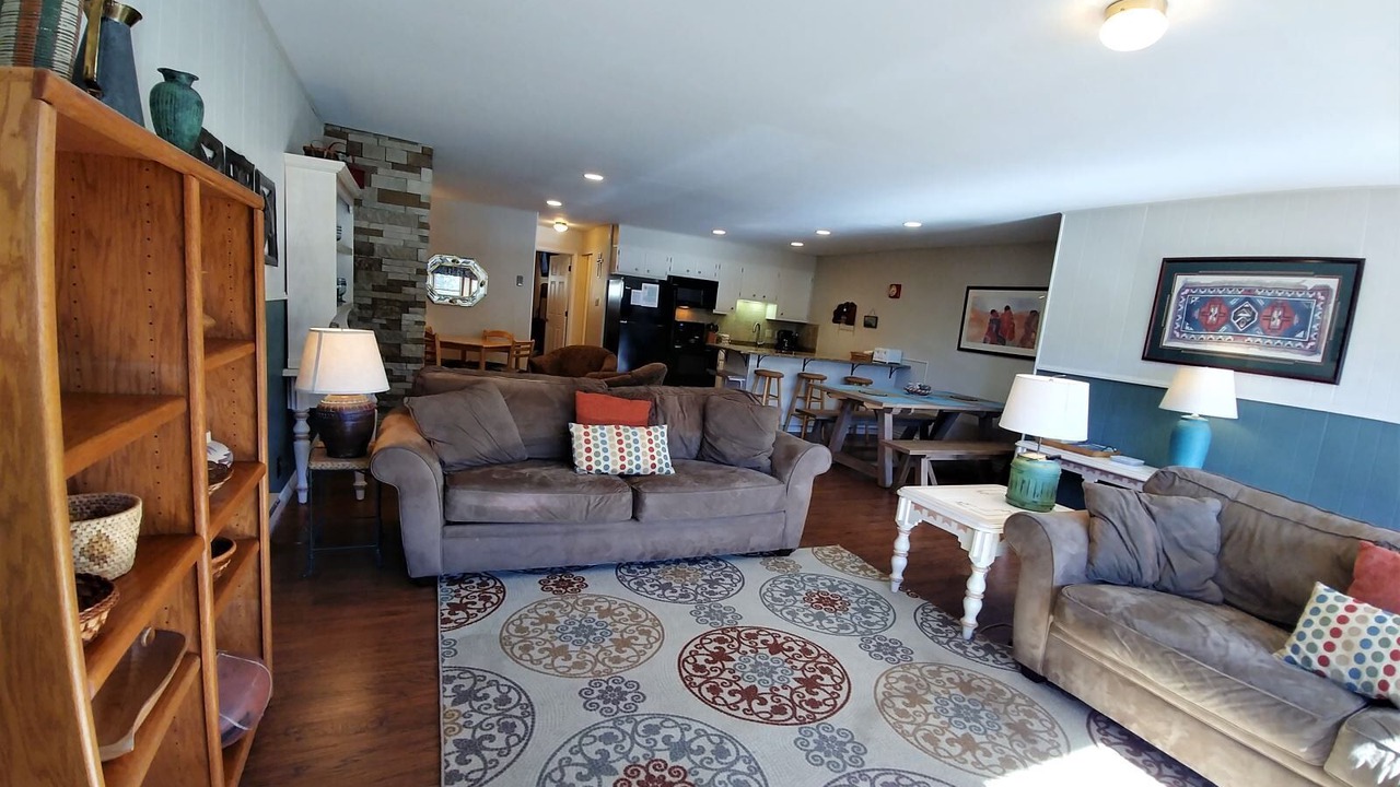 Photo of Livingroom in Red River