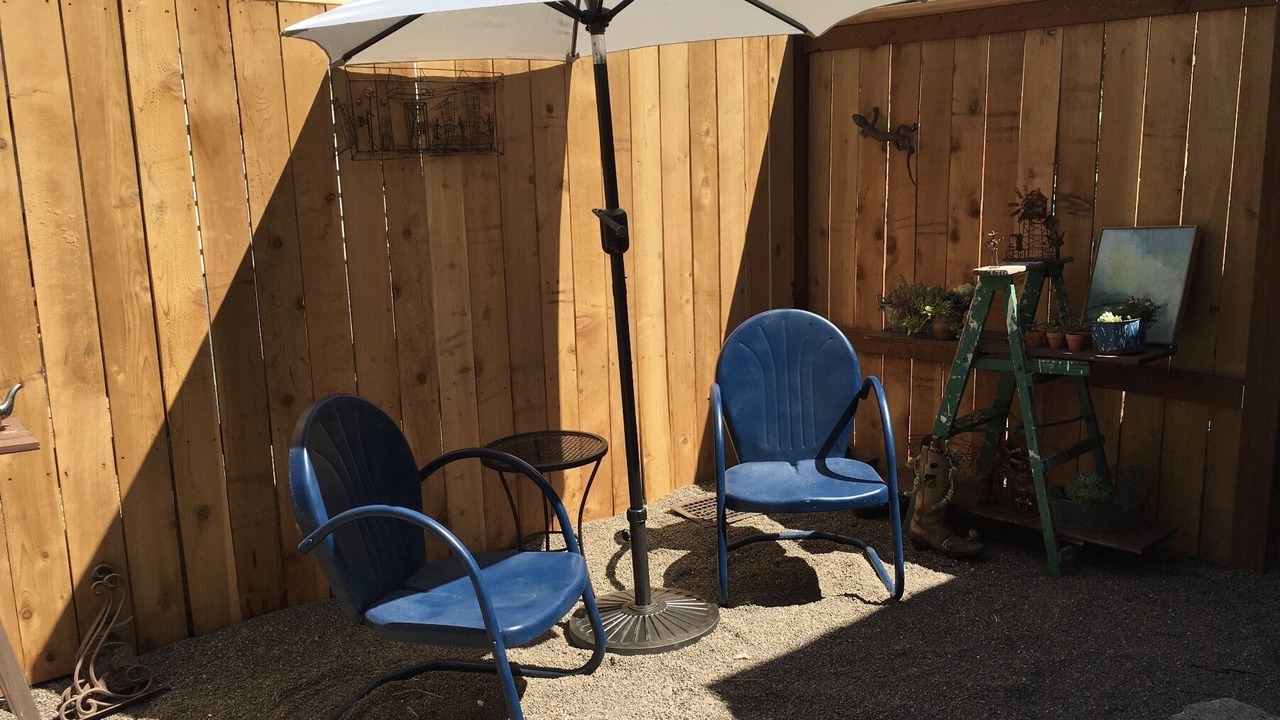 Photo of Patio Balcony in Alberta Arts District
