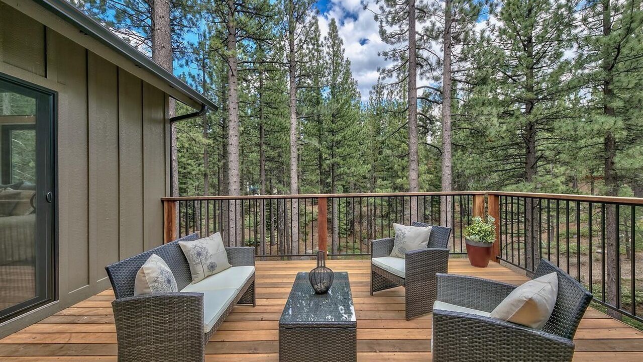 Photo of Patio Balcony in North Upper Truckee
