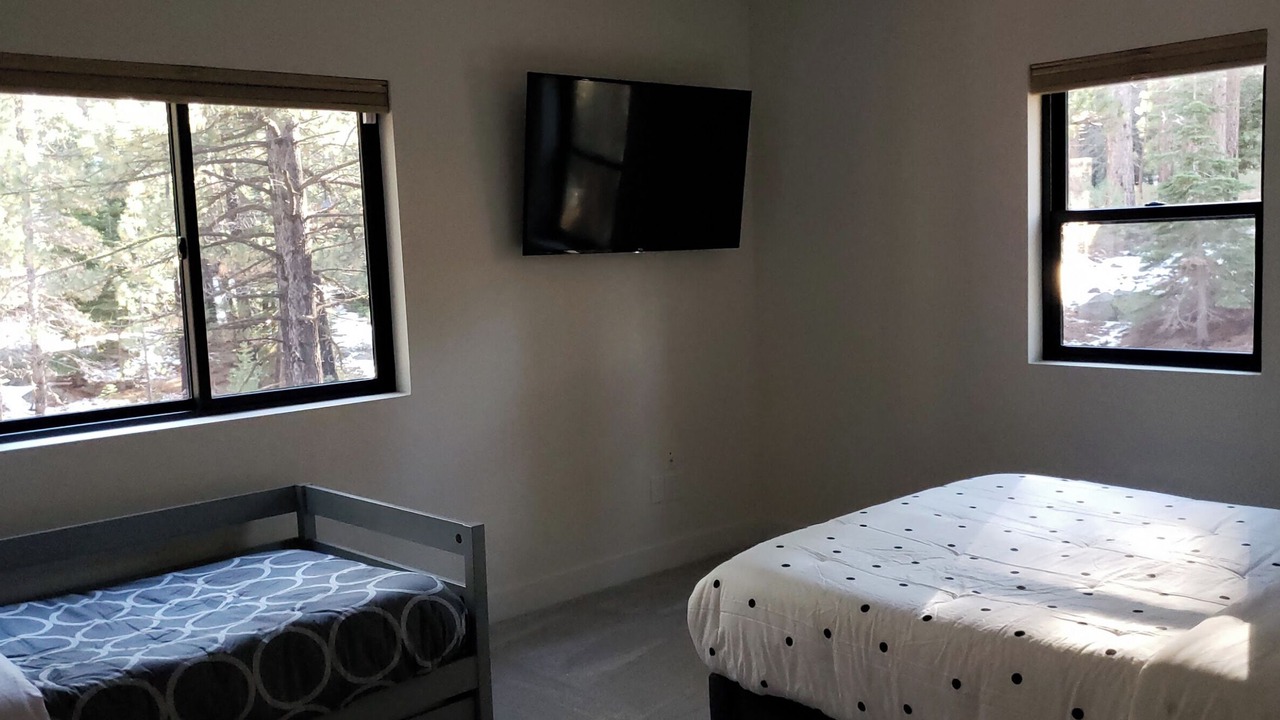 Photo of Bedroom in North Upper Truckee