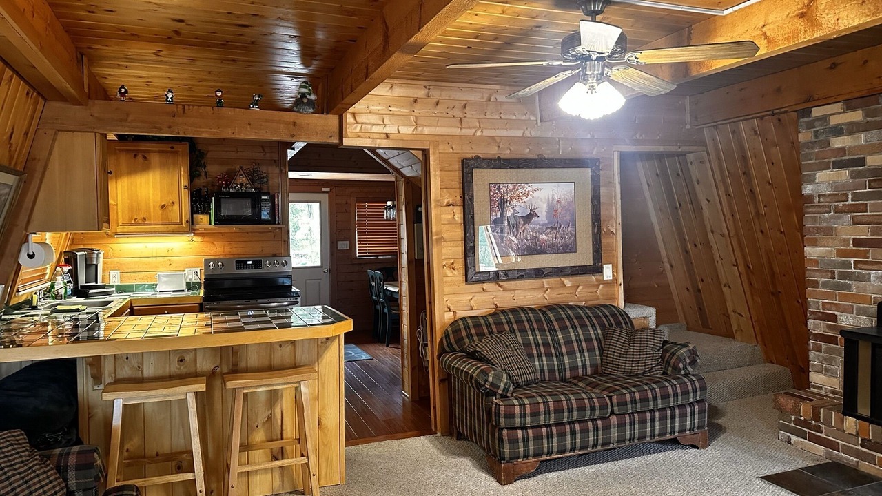 Photo of Livingroom in Pine Valley