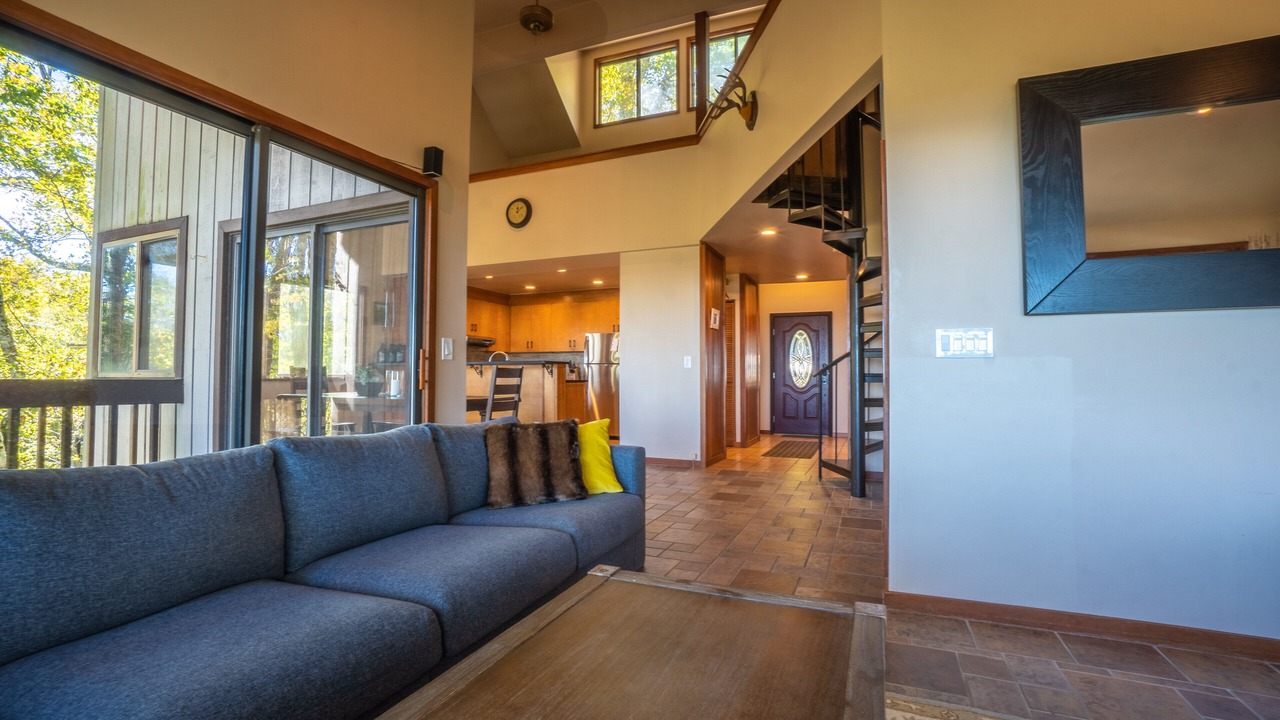 Photo of Livingroom in Beech Mountain