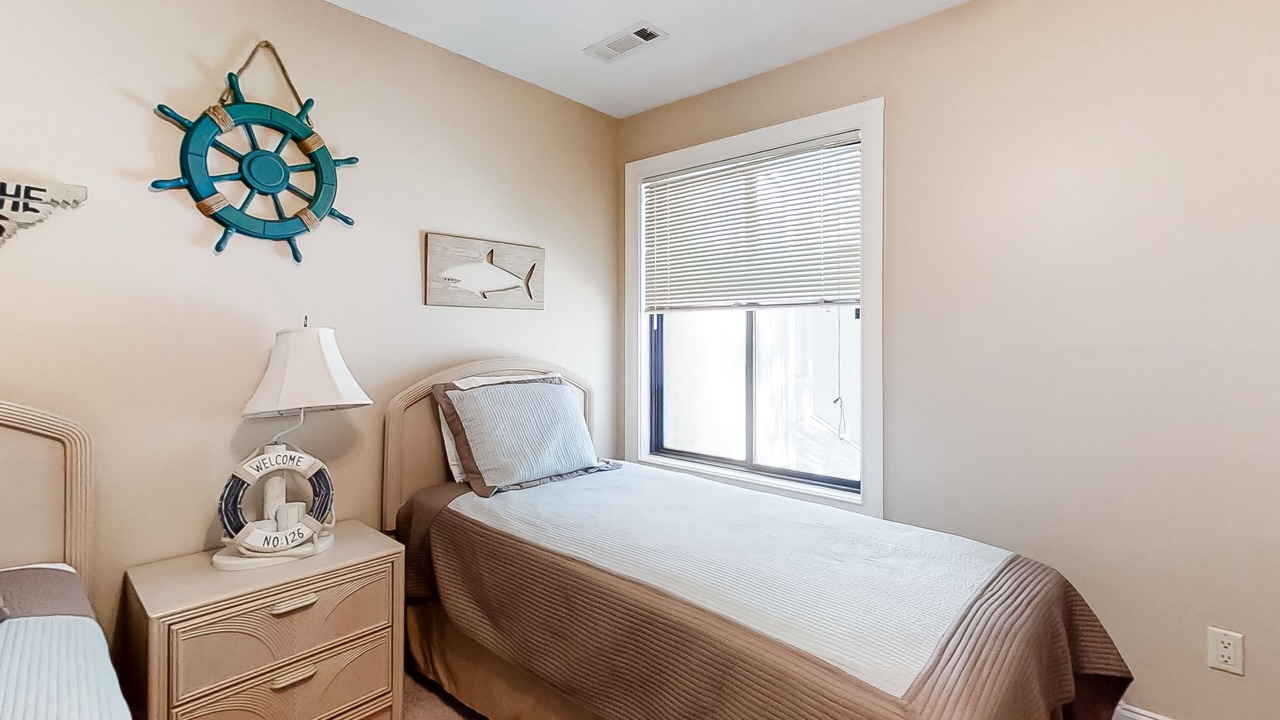 Photo of Bedroom in Shipyard Plantation