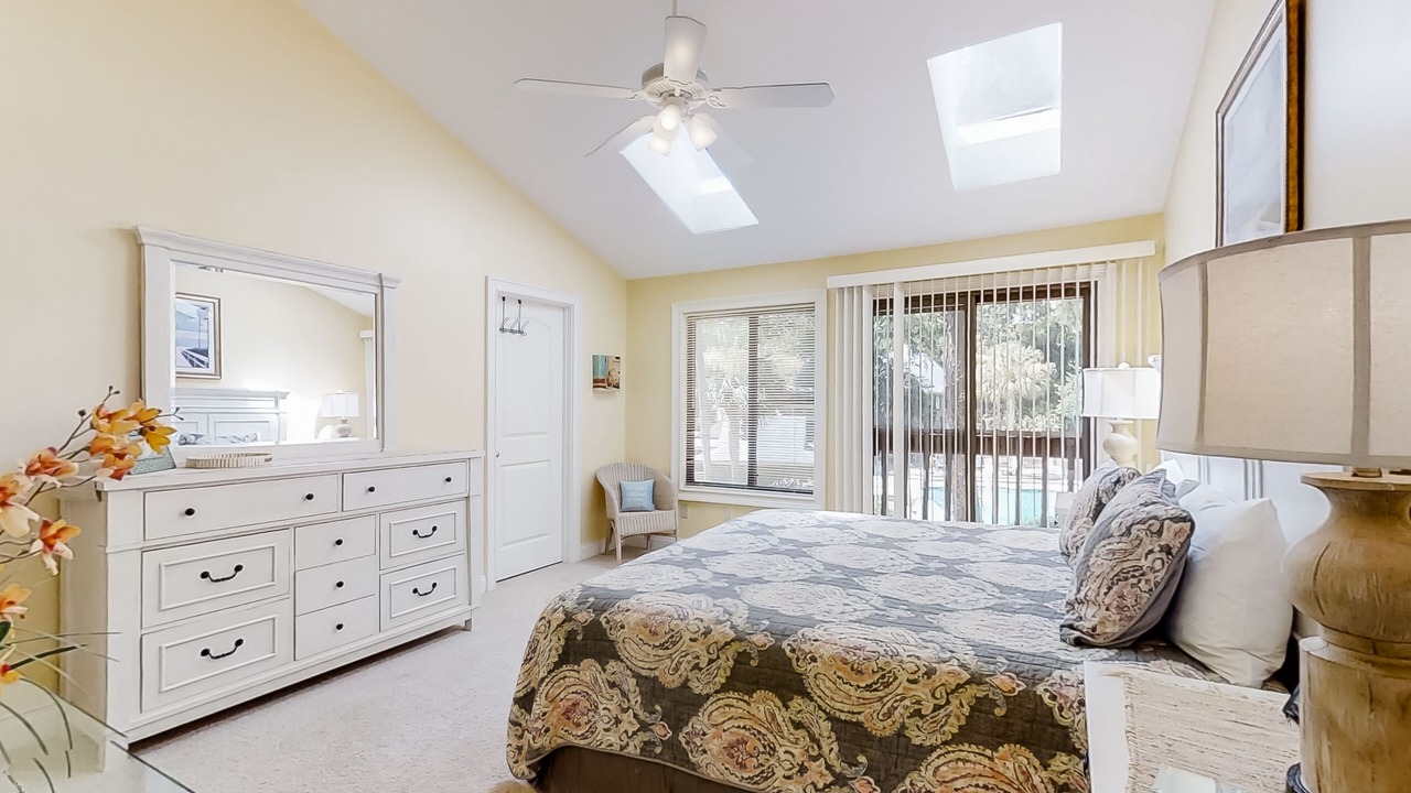 Photo of Bedroom in Shipyard Plantation