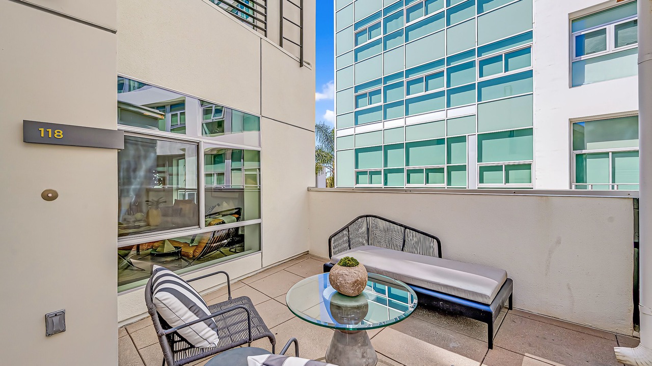 Photo of Patio Balcony in Marina Peninsula