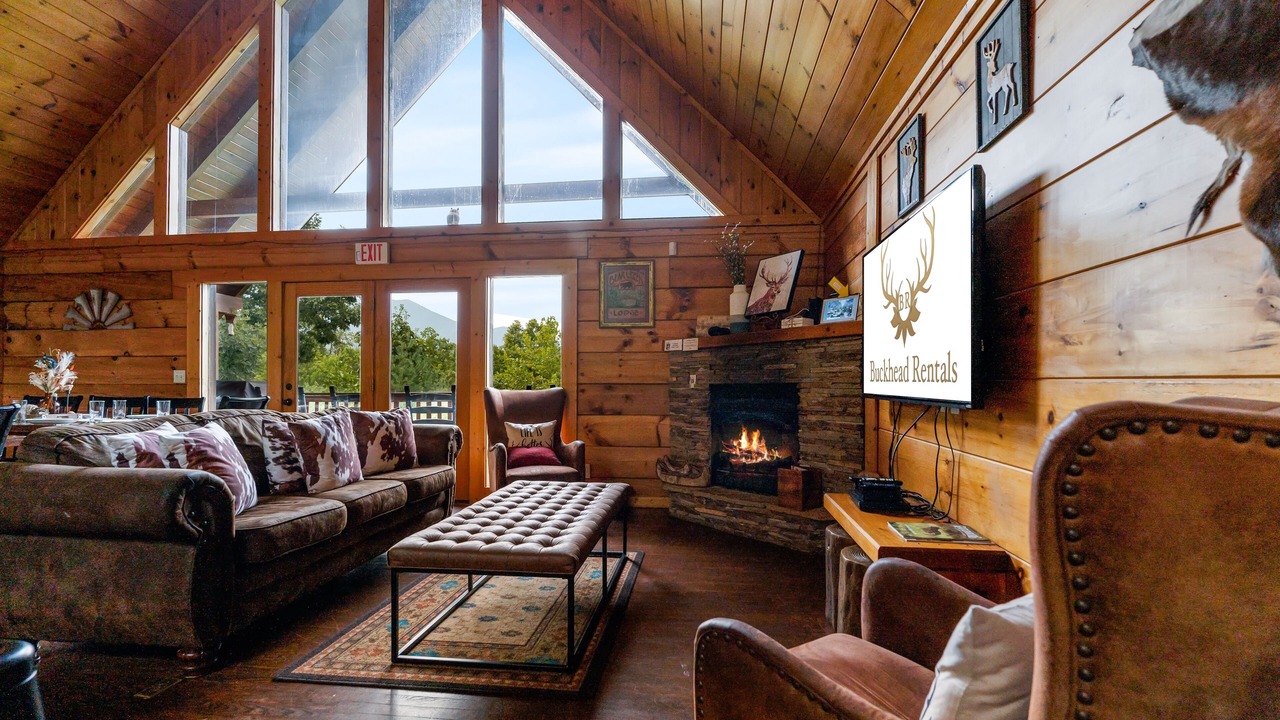 Photo of Livingroom in Black Bear Falls