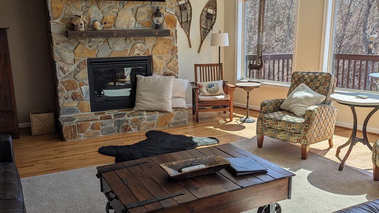 Photo of Livingroom in Front Royal