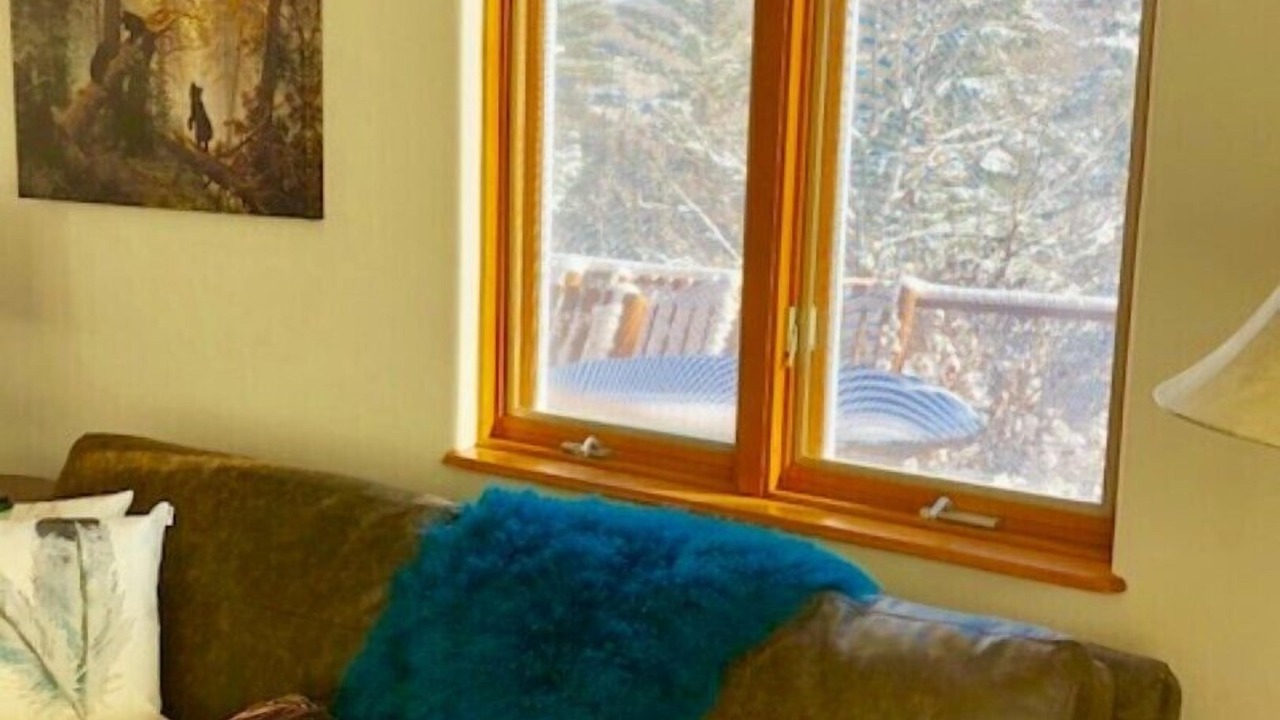 Photo of Bedroom in Missouri Heights