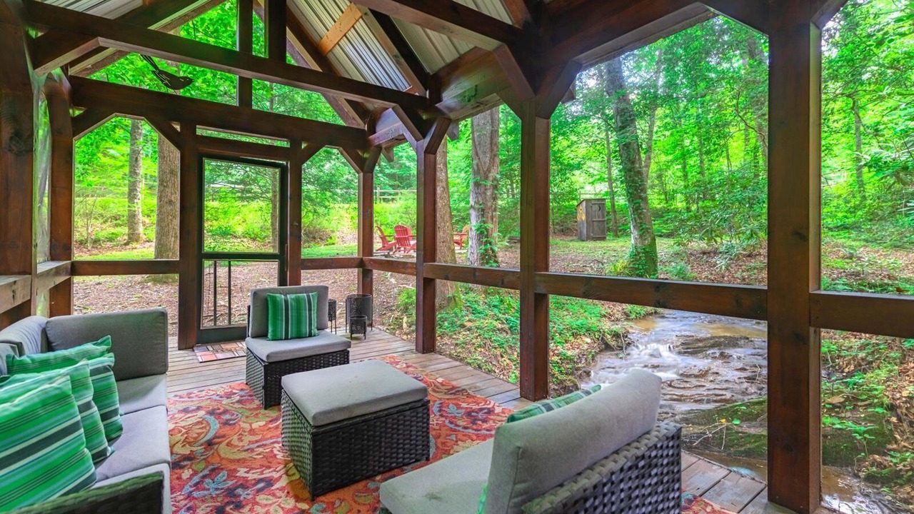 Photo of Outdoor in Foxfire Estates