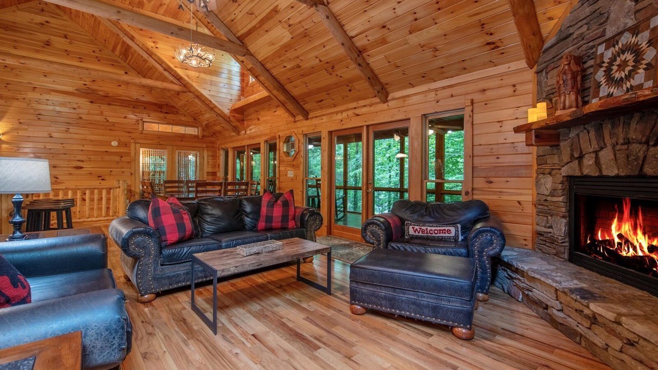 Photo of Bedroom in Foxfire Estates