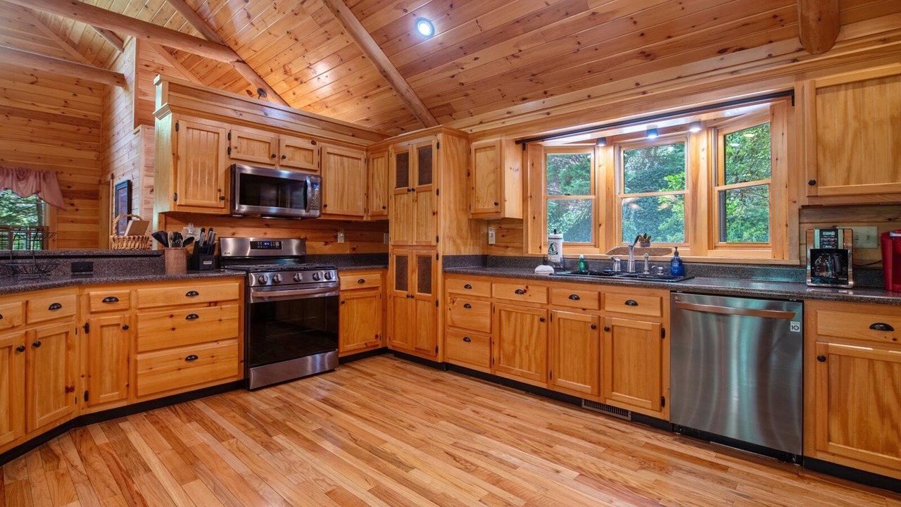 Photo of Others in Foxfire Estates