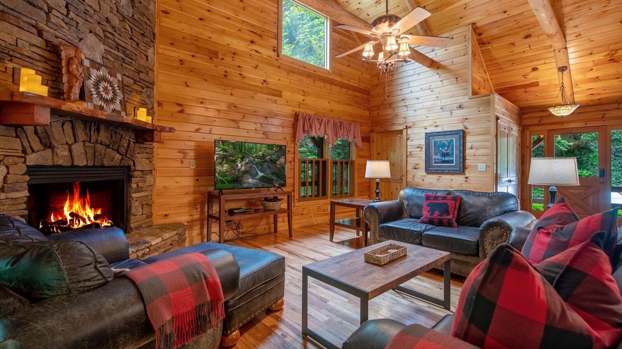 Photo of Bedroom in Foxfire Estates