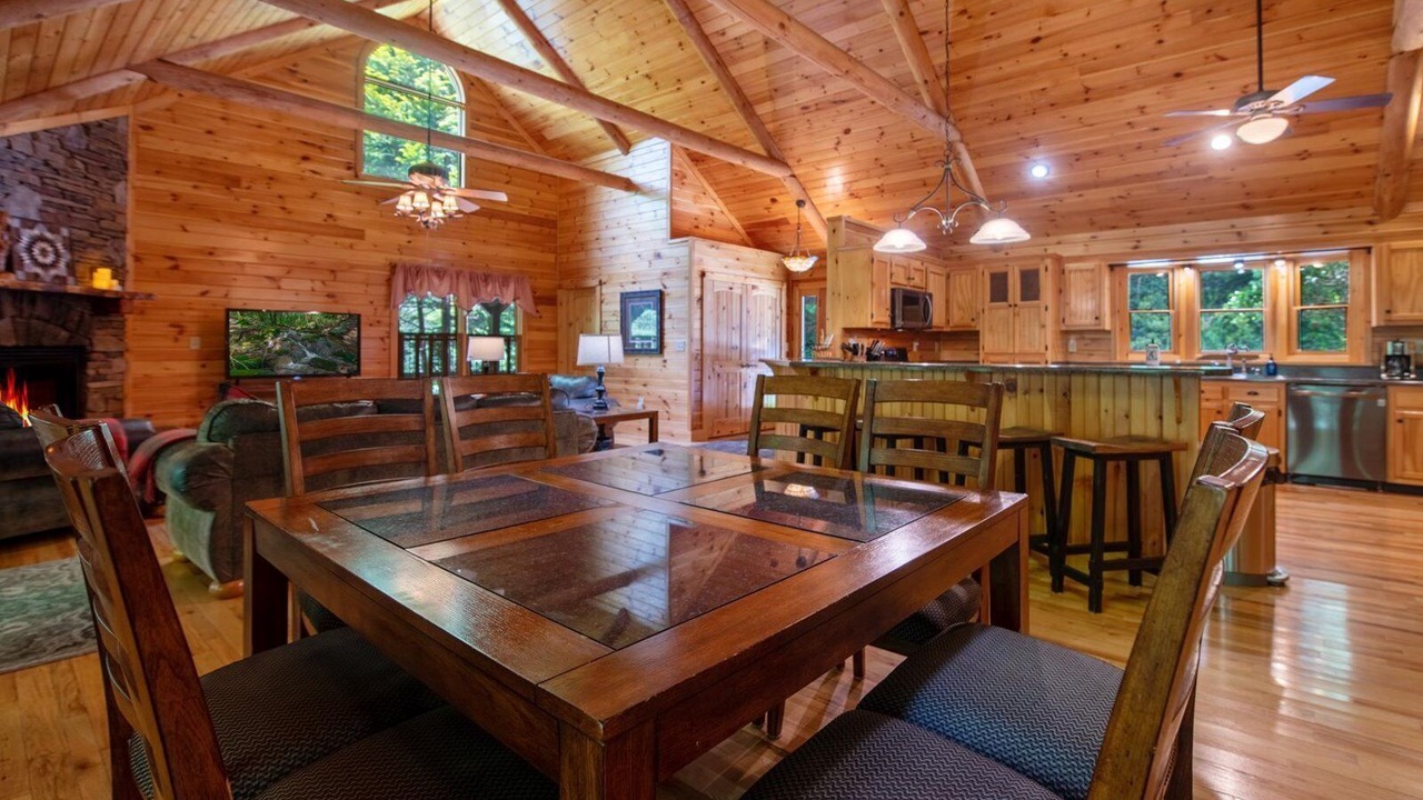 Photo of Others in Foxfire Estates