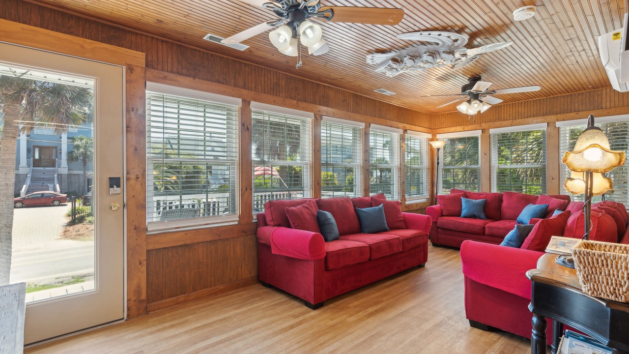 Photo of Livingroom in Folly Beach